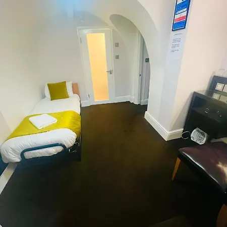 Bloomsbury Palace Hotel 4*