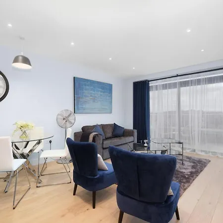 Apartment 2 Bedroom Luxury With Parking In Stanmore, North West By 360 London Stanmore (Greater London)