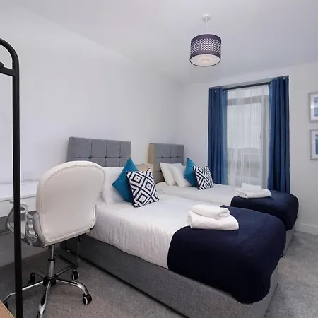 2 Bedroom Luxury With Parking In Stanmore, North West By 360 London Stanmore (Greater London)