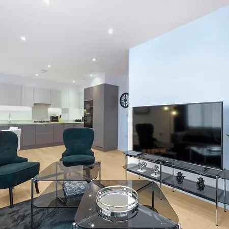 Apartamento 2 Bedroom Luxury With Parking In Stanmore, North West By 360 London