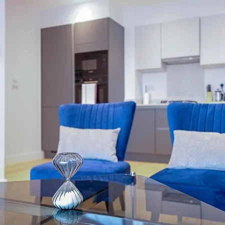 2 Bedroom Luxury With Parking In Stanmore, North West By 360 London Apartamento