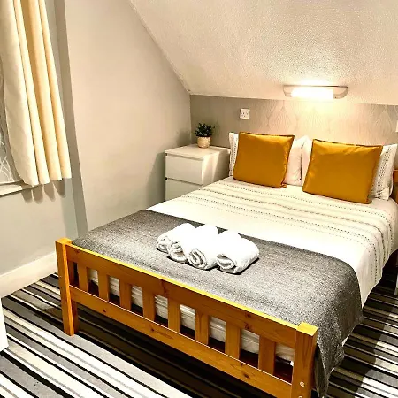 Hotel Trinity House 2*