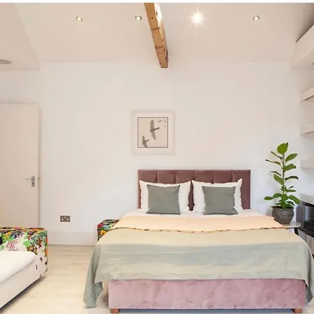 Luxurious In Marylebone, London