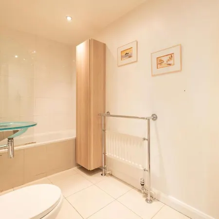 Pass The Keys Beautiful Spacious 2-bed In Converted Church London
