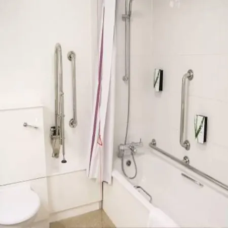 Premier Greenwich 3*