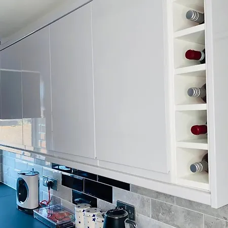 Bright, Spacious, Modern Interior Decor 2 Bedrooms With Amazing Views London