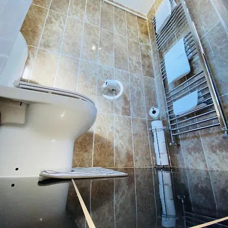 Bright, Spacious, Modern Interior Decor 2 Bedrooms With Amazing Views Apartment London