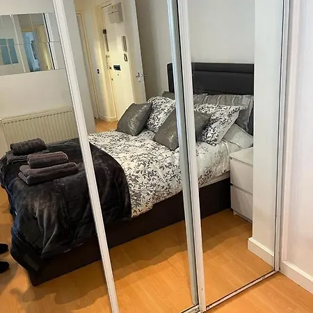 Stunning Oxford Street Furnished Apartamento *