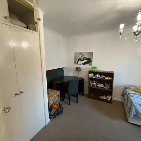 Victoria Two Bedroom Apartment Apartment *