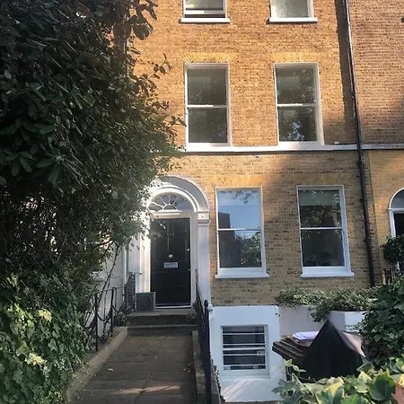 Kennington Bed & Breakfast London