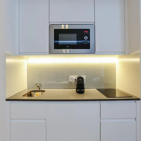 Inverness Terrace Serviced By Concept * London