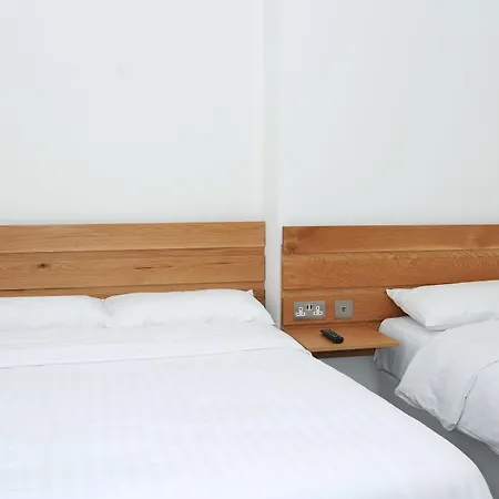 William Hotel London