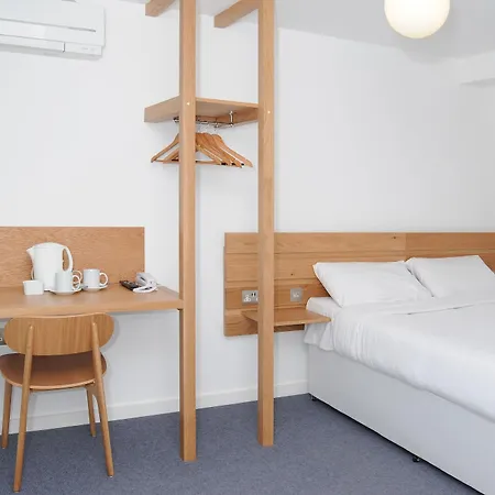 William 3* London