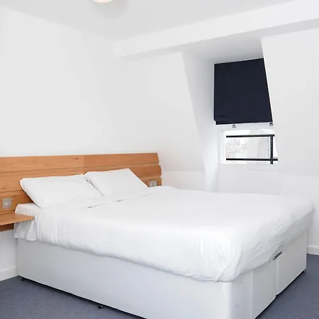 Hotel William 3*