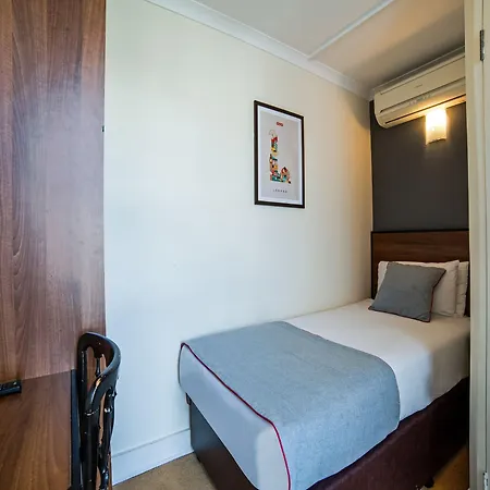 Hotel Elysee Hyde Park