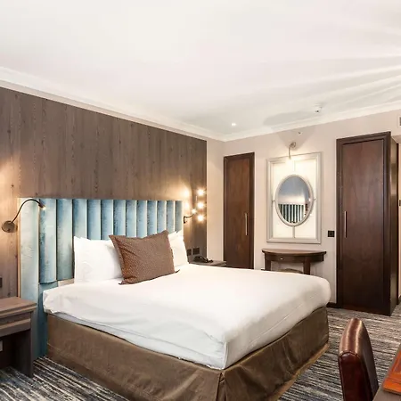 Courthouse Hotel 5*
