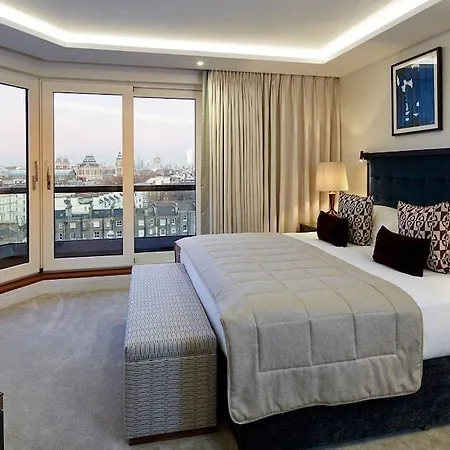 Apartahotel Cheval Gloucester Park At Kensington 5*