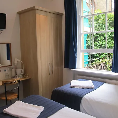 Alhambra Hotel London
