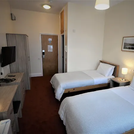 The Gateway Hotel