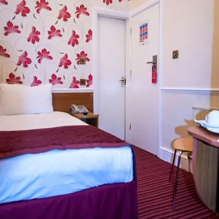 Hotel Brunel 3*