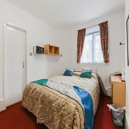 Upper Berkeley Hotel London