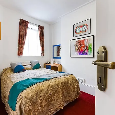 Upper Berkeley Hotel London