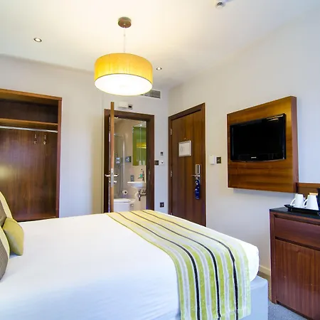 Seraphine Kensington Olympia 4*