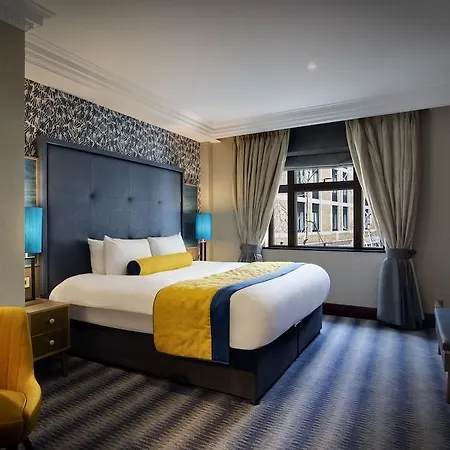 Leonardo Royal City Hotel 4*