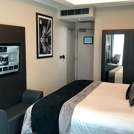 The Continental Hotel, Heathrow Hotel