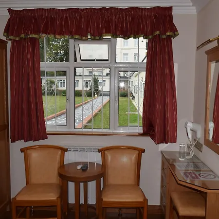 Leigham Court 2* Londra