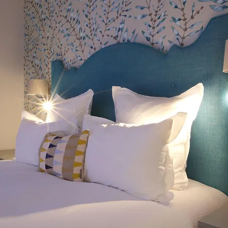Hotel Fifty-four Boutique 4*
