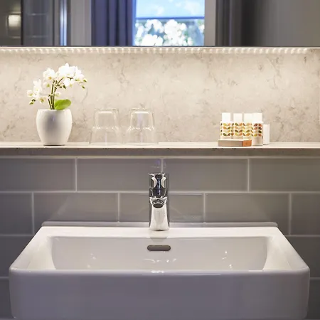 Fifty-four Boutique 4* London