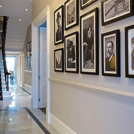 Fifty-four Boutique Hotel