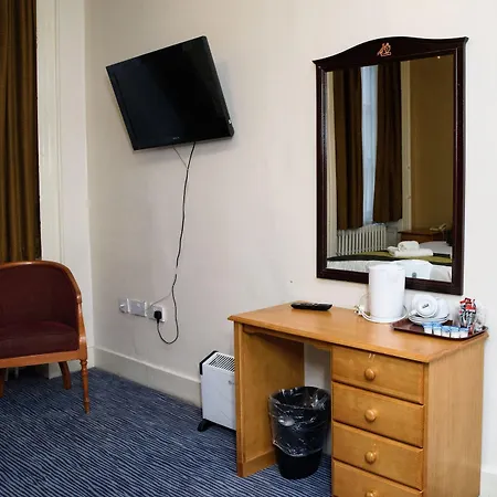 Hotell Rose Court 3*