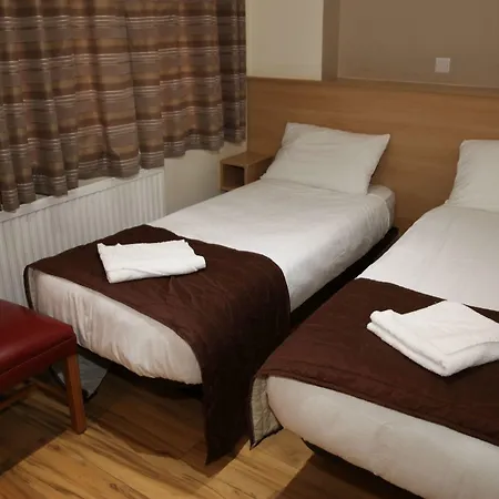 Holland Court 3* London