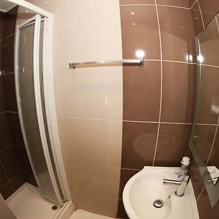 Holland Court Gasthof 3*