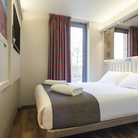 Hotel Point A Shoreditch 3*