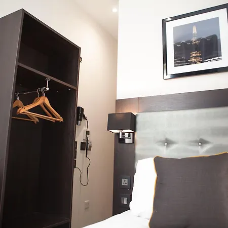 The Tudor 3* Londres