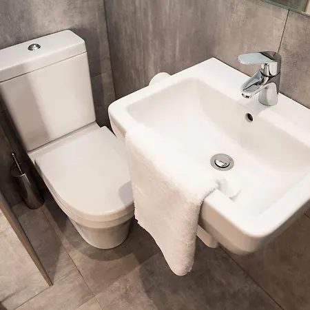 Hotel The Tudor 3*