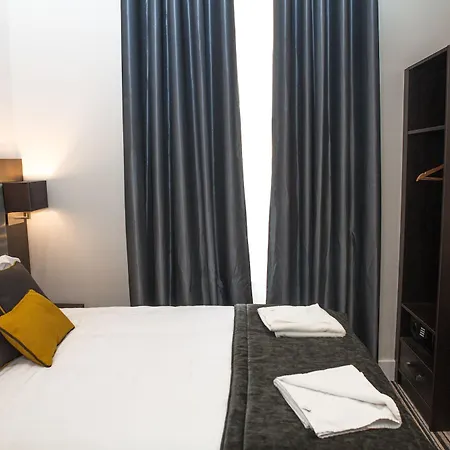 The Tudor Hotel 3*