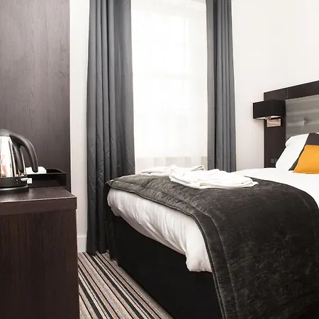 The Tudor 3* Londres