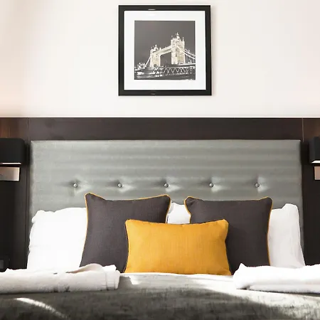 The Tudor Hotel Londres