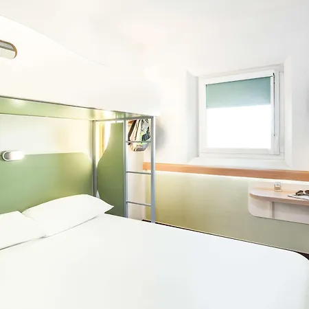 Ibis Budget London 2*