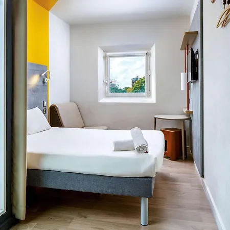 Ibis Budget London 2* Hounslow