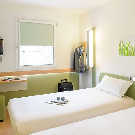 Ibis Budget London 2*