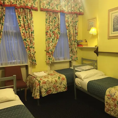 Bed & Breakfast Albany 2*