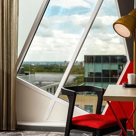 Ibis Styles London Hotel 3*