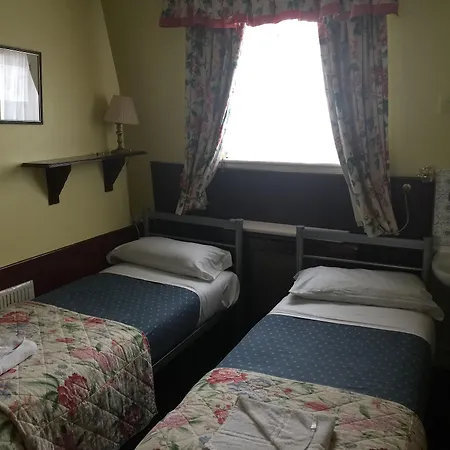 Bed & Breakfast Albany 2*