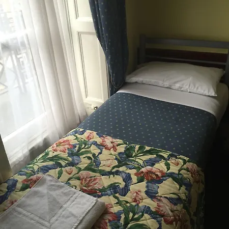Albany Bed & Breakfast London
