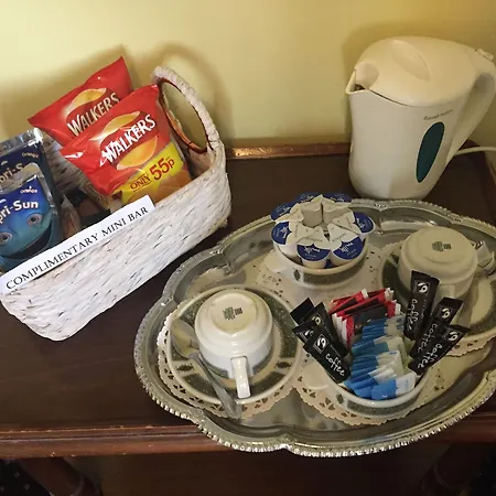 Bed & Breakfast Albany 2*